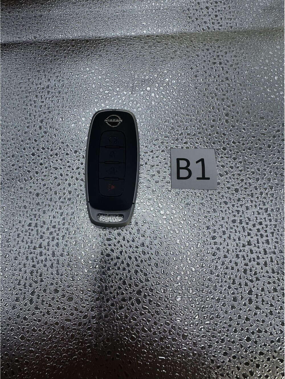 OEM Nissan Smart Key Fob KR5TXPZ3 4-Button Remote w/ Emergency Blade - B1